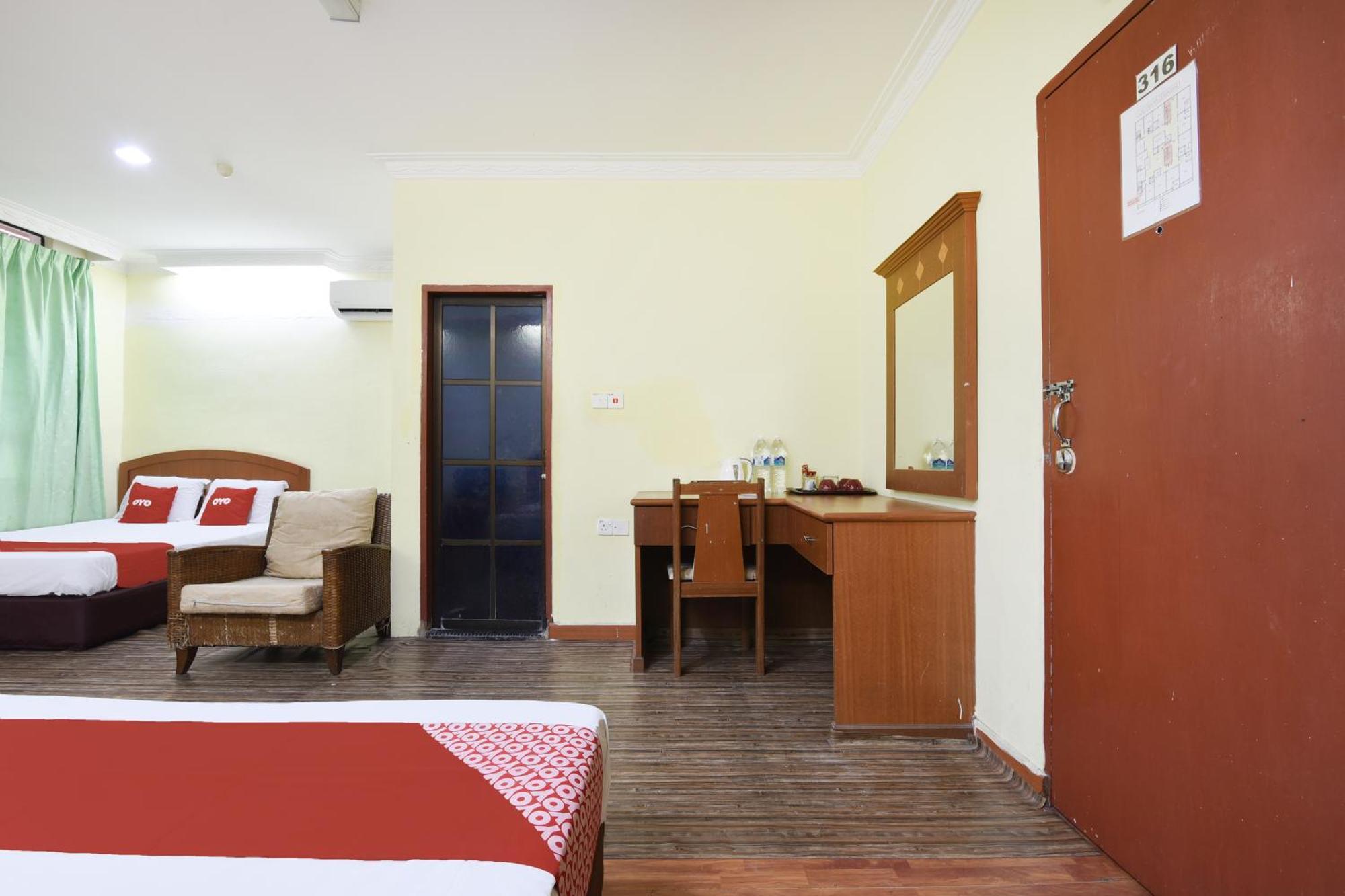 Hotel O Kota Bharu Near War Museum Formerly Azam Hotel Ngoại thất bức ảnh